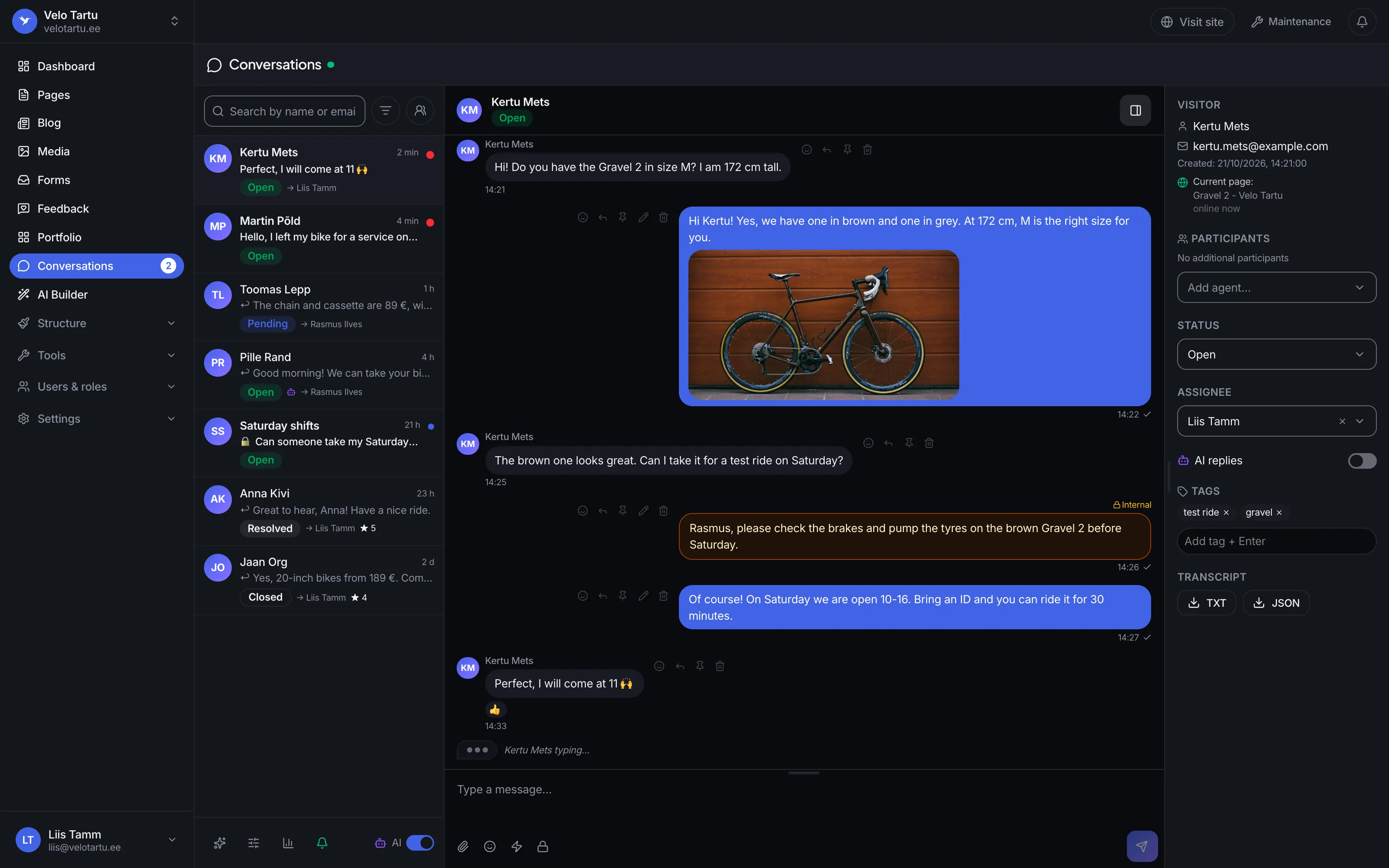 The chat inbox: chats waiting for an answer, a chat with a photo of a bike, an internal note and the page the visitor is reading